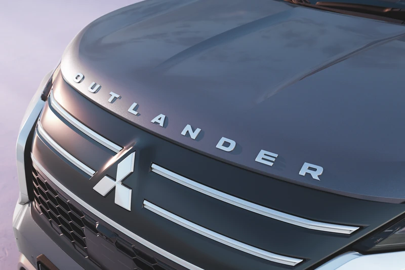 Outlander-Schriftzug, für die Motorhaube, Chrom