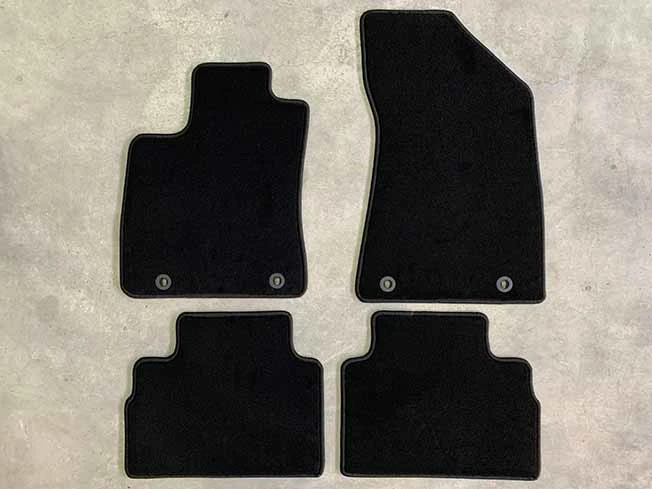 Passform-Fußmatten Set (12)