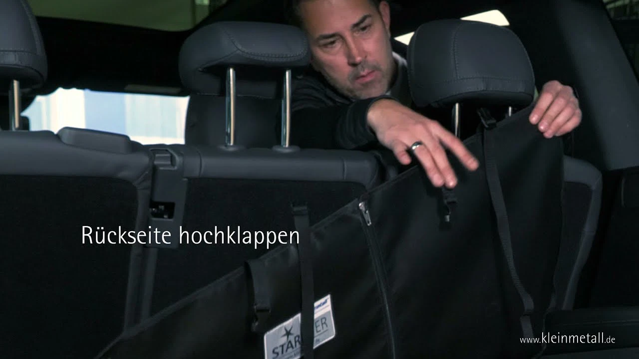 Einbau des Starliner Kofferraumschutz (42)