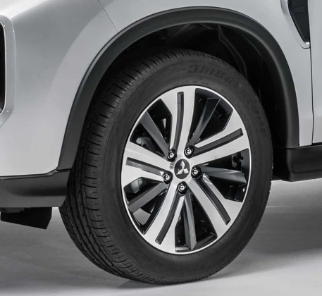 Leichtmetallfelge 18 Zoll (33)